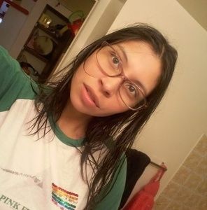 Meet your Posher, Addie